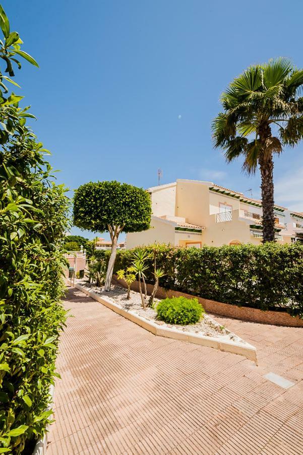 Apartament "Parque Mar" La Mata  Exterior photo